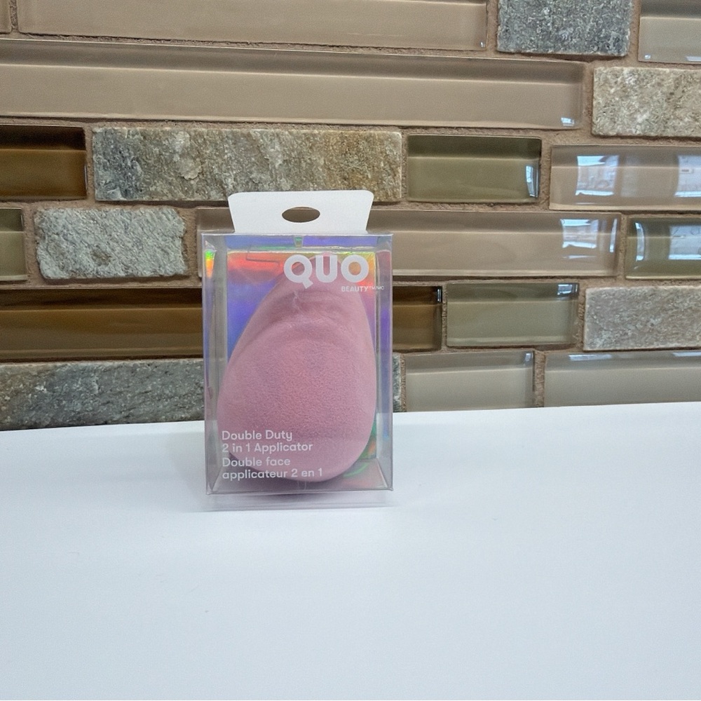 Any 3 for $25 | Pink Double Duty 2-in-1 Applicator